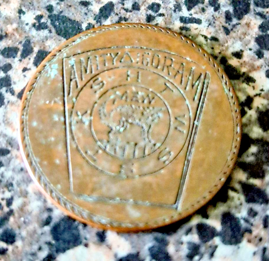1920 GREAT BRITAIN MASONIC ARCH AMITY CHAPTER PENNY
