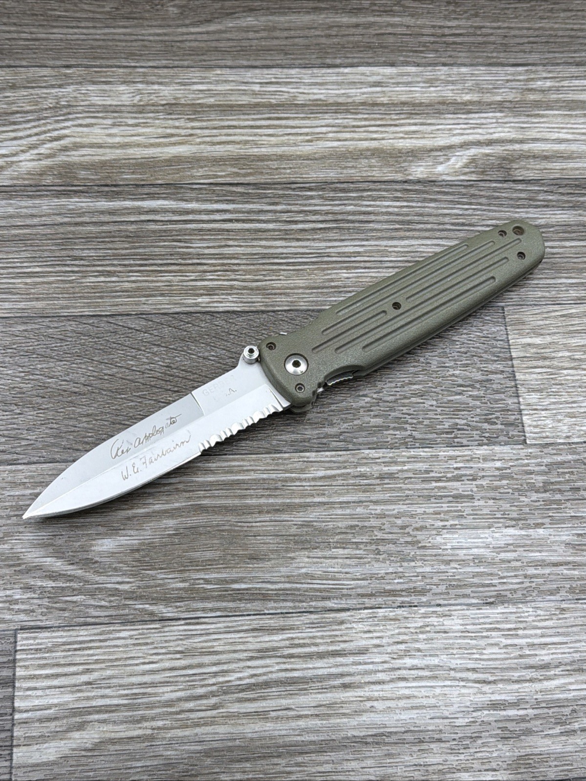 GERBER USA APPLEGATE-FAIRBAIN COMBAT FOLDER Knife Used OD GREEN