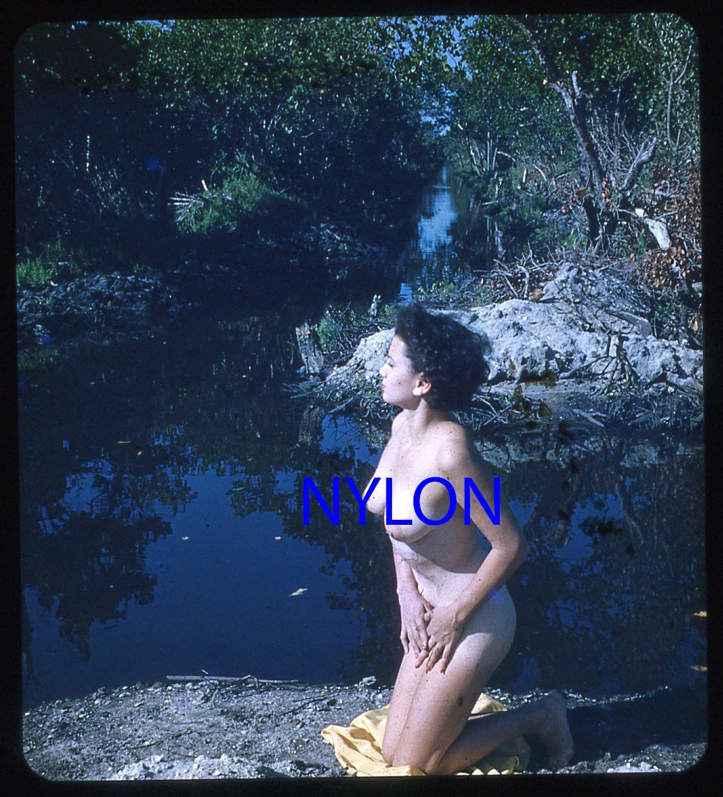 RARE VINTAGE 1950s 3-D STEREO KODACHROME COLOR SLIDE OF A NUDE MODEL