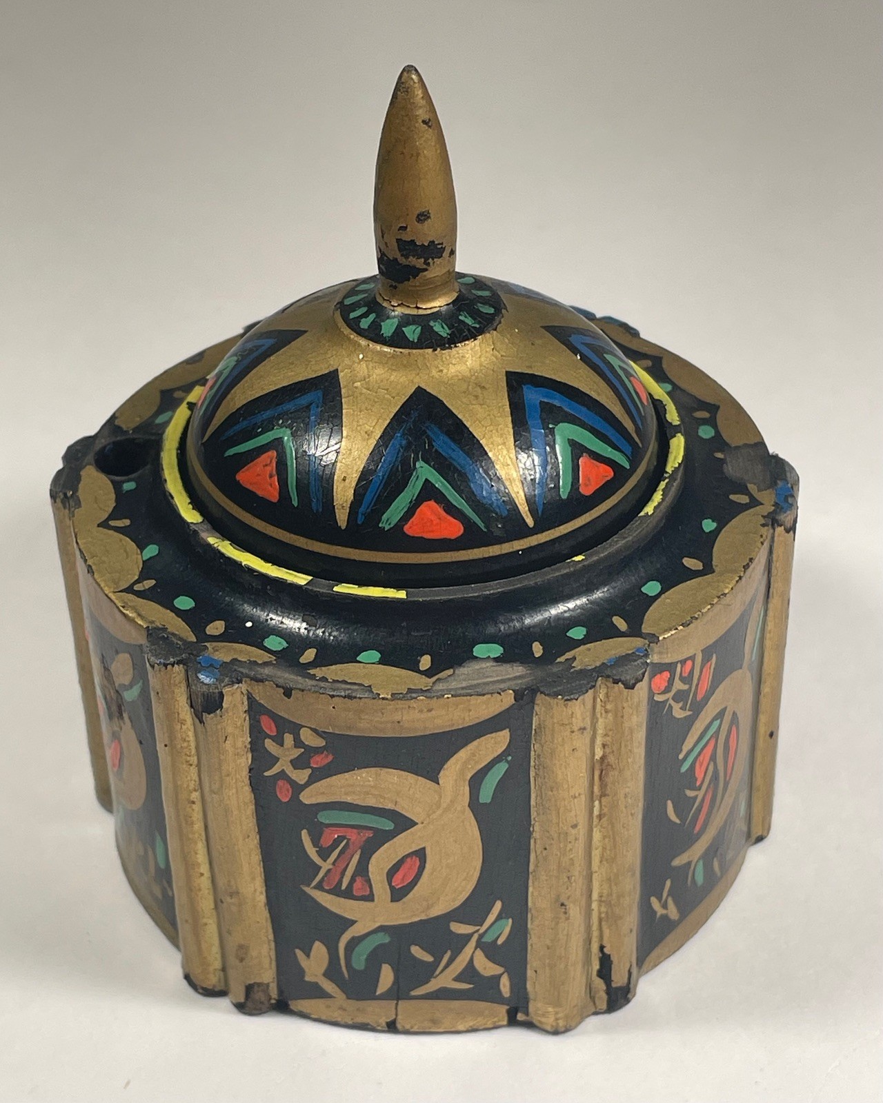 ANTIQUE GERMAN WOODEN INKWELL PEN HOLDER CARVED WOOD FOLK ART PAINTED ANTIQUE GERMAN WOODEN INKWELL PEN HOLDER CARVED WOOD FOLK ART PAINTED