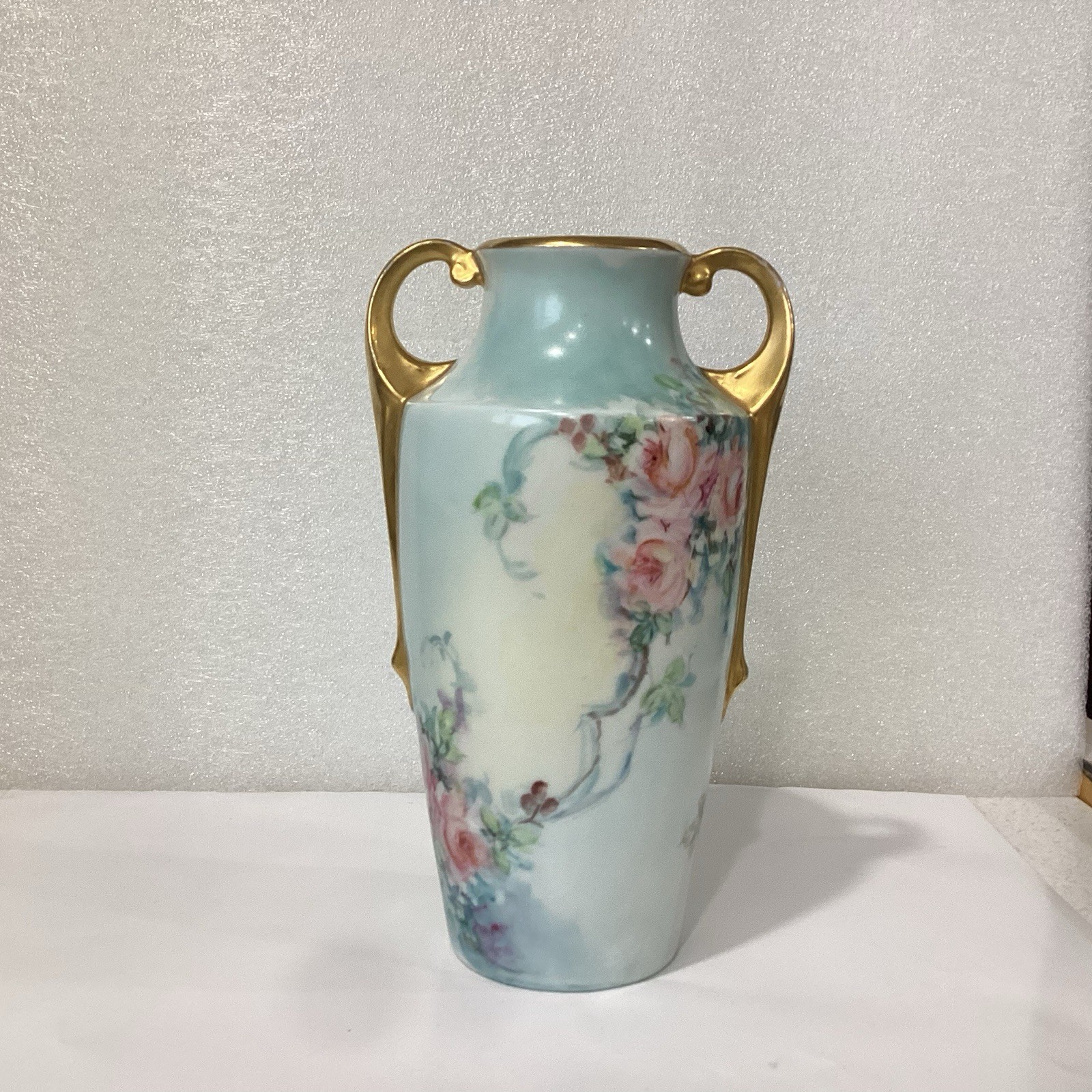 Antique Victoria Porcelaine Czechoslovakia Vase Hand Pained Signed 6.5”
