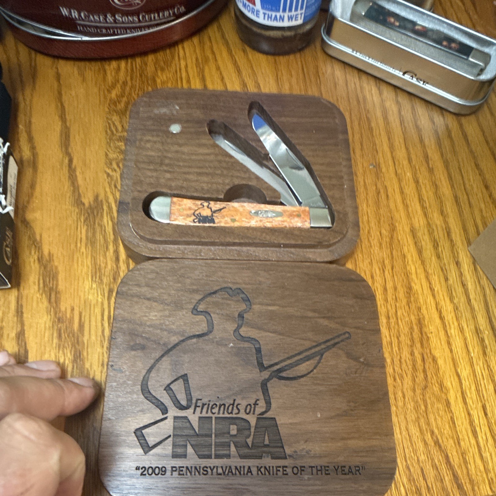 Case XX Friends of NRA 2009 2-chestnut bone  Handle SS  walnut box with magnet