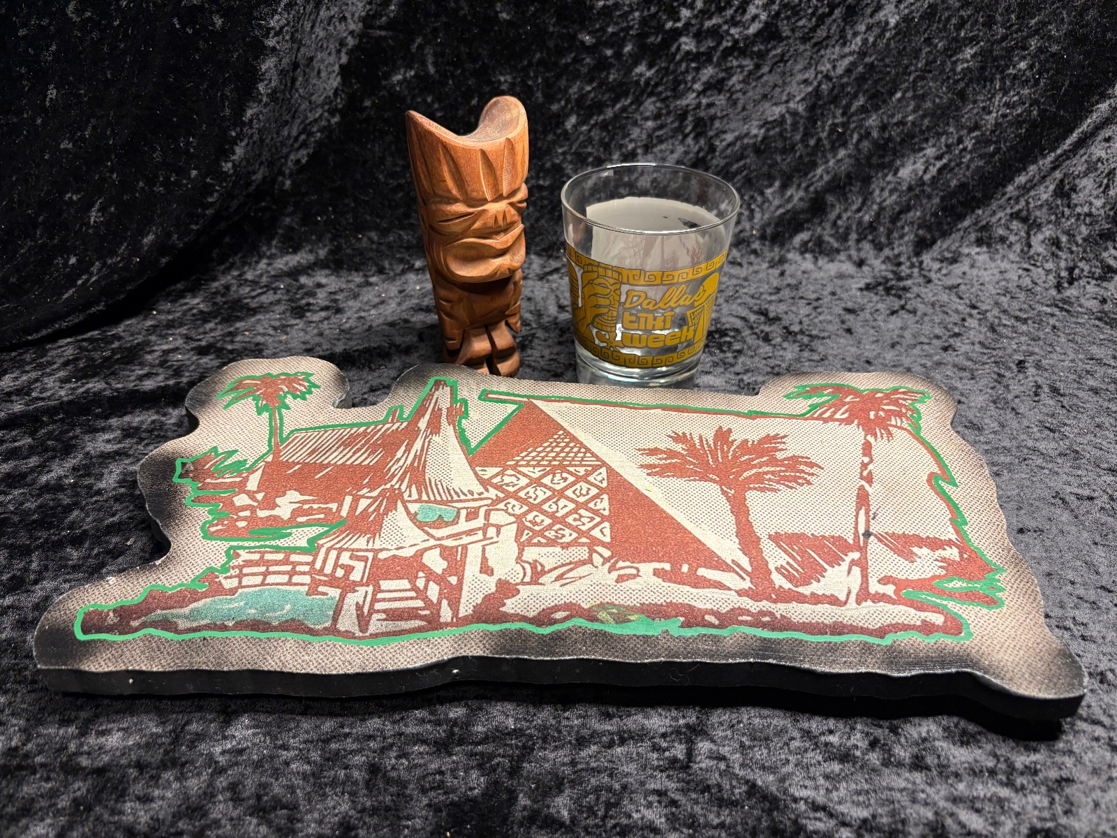Authentic Hawaiian Tiki Carving, The Islands Sign, 2024 Dallas Tiki Glass Lot #5