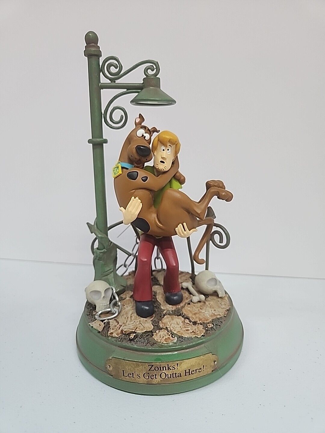 Rare Limited Scooby-Doo Shaggy Zoinks Let's Get Outta Here Light Up Statue