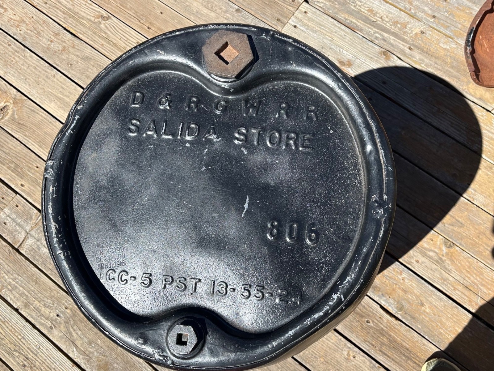 VINTAGE DENVER & RIO GRANDE WESTERN RAILROAD (D&RGWRR) KEROSENE 55 gal BARREL