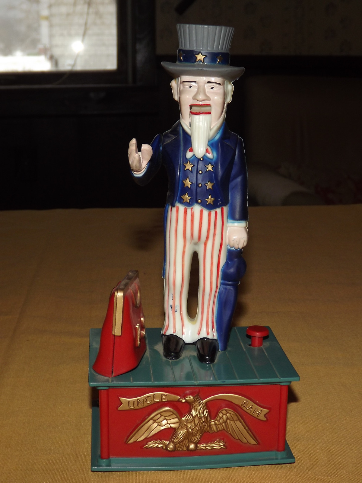 VINTAGE EMSON INC PLASTIC UNCLE SAM BANK