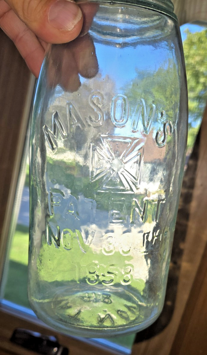Vintage Mason's Patent Nov 30th 1858 Half Gallon Jar  Hero Cross 418 67 bottom