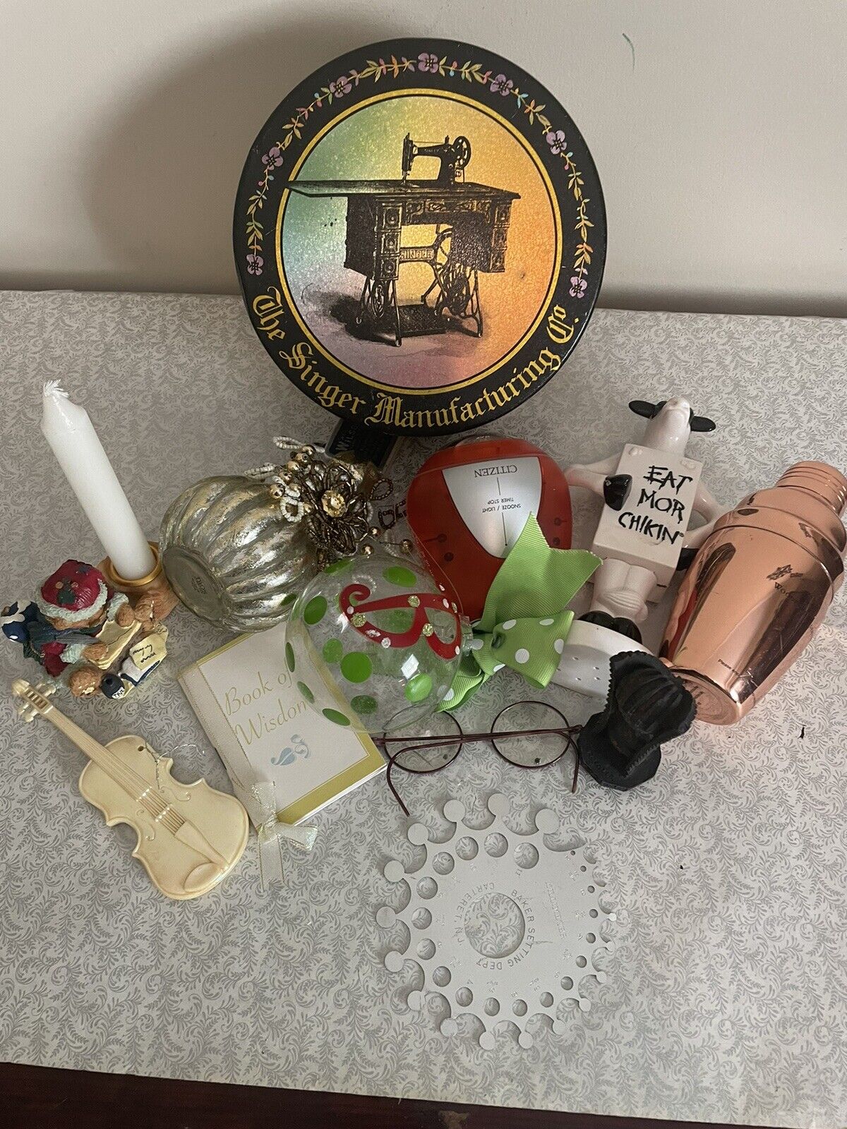 Miscellaneous Junk Drawer items - Some May be Vintage