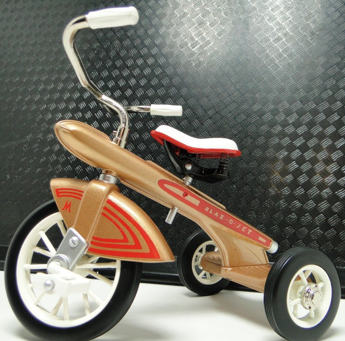 Antique Vintage Atomic Space Jet Age Tricycle Mid-Century Modernism Modern 1960s