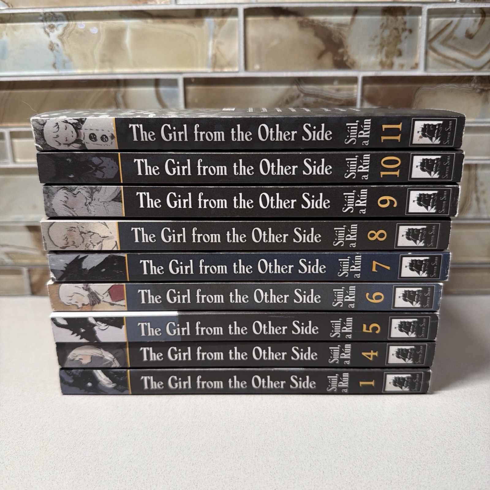 The Girl from the Other Side Vol.1-11 manga English