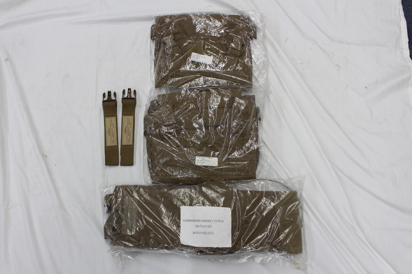 USMC GEN II PLATE CARRIER  NO SOFT INSERTS SZ LARGE - NEW