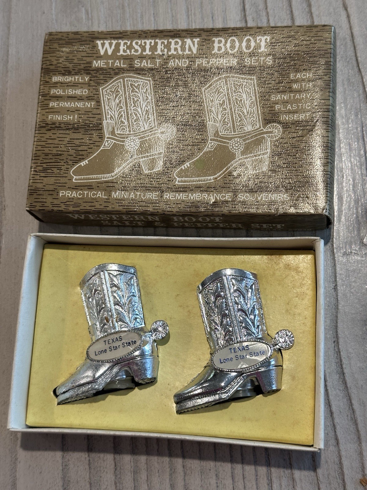 NOS Vintage Western Cowboy boots Souvenir Salt and Pepper shakers TEXAS