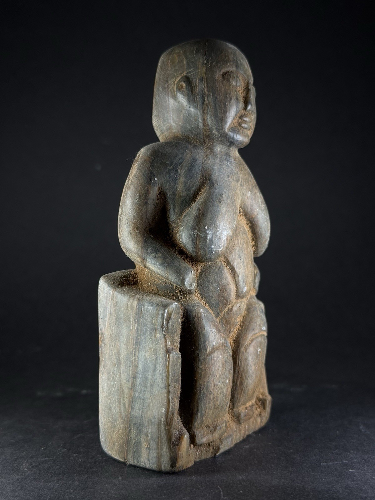 ANCIENT PRE COLUMBIAN STONE CARVED SEATED FIGURE MEXICO CIRCA 900-1500 AD