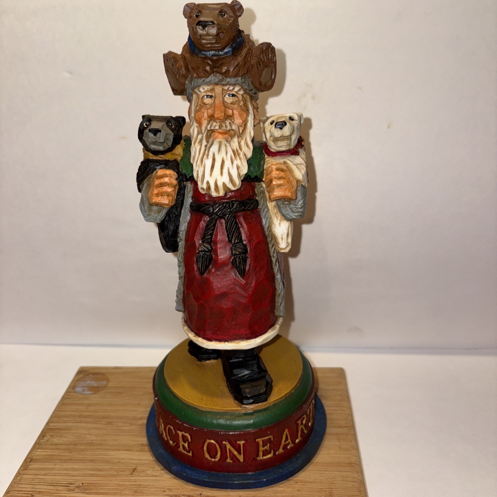 David Frykman Beary Merry Christmas Portfolio “ Peace On Earth” Figurine. Santa