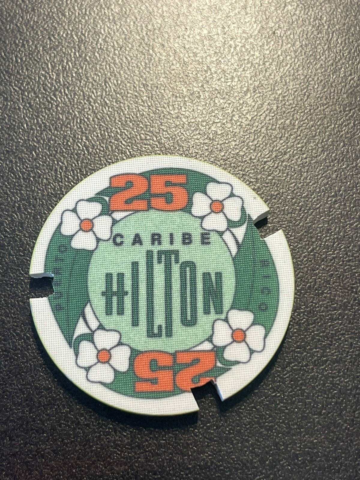 $25 Caribe Hilton San Juan Puerto Rico Casino Chip *Rare* Notched CC CHC-25a
