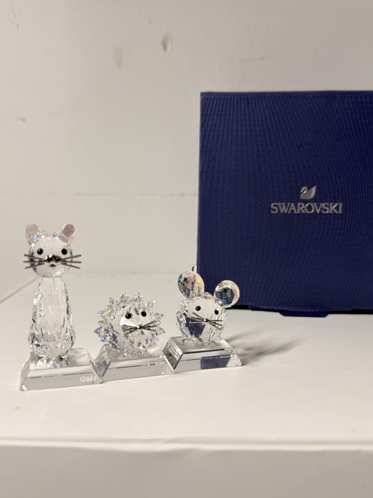 Swarovski A.E. Set 2020 3 Animals That Sit On Base. In Box. Swarovski A.E. Set 2020 3 Animals That Sit On Base. In Box.