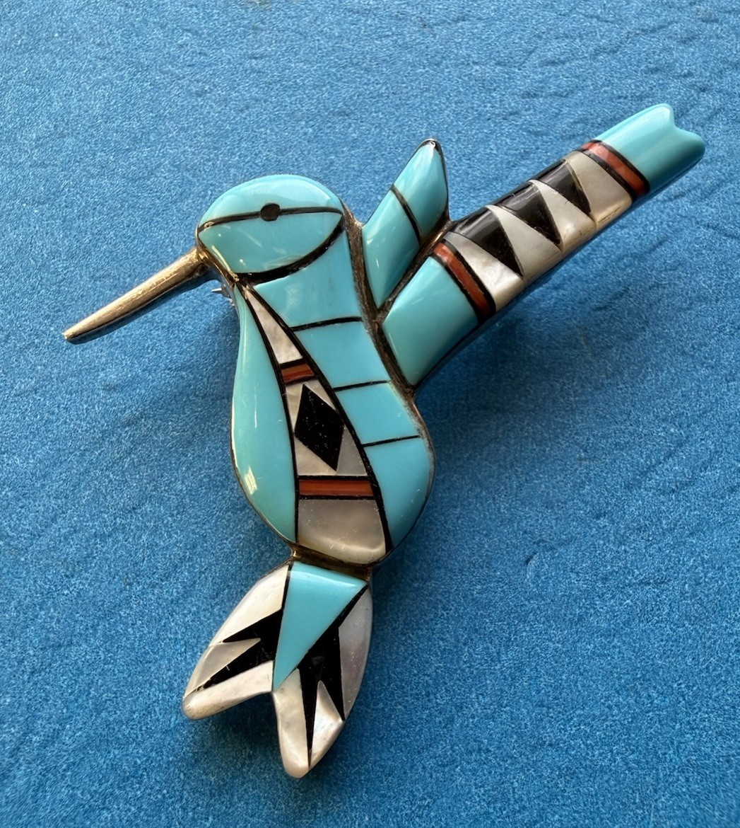 NATIVE AMERICAN ZUNI STERLING SILVER MULTI-STONE INLAY HUMMINGBIRD PIN PENDANT