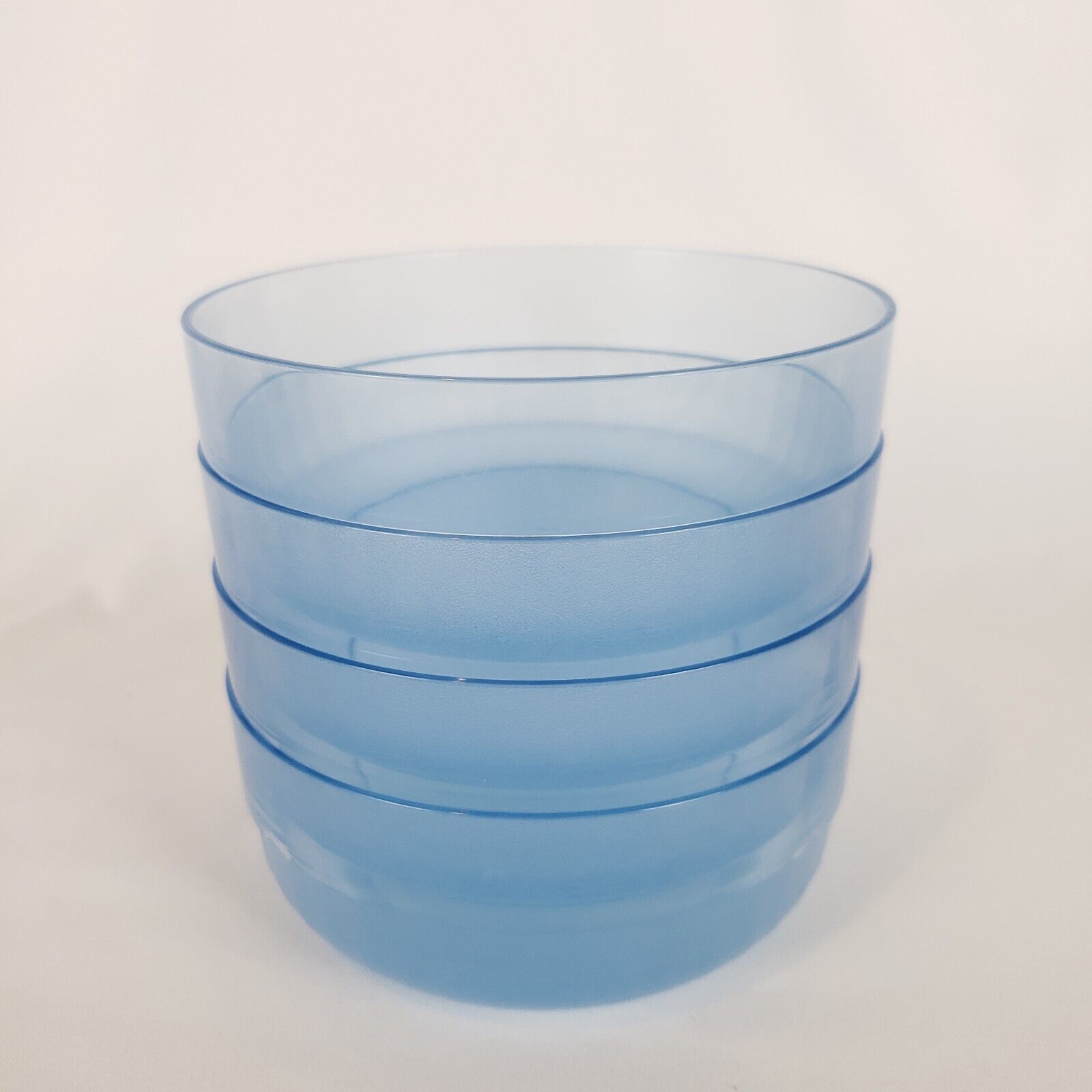 Tupperware Preludio Acrylic Salad Cereal Bowl Set of 4 2108 Blue Vtg Stackable