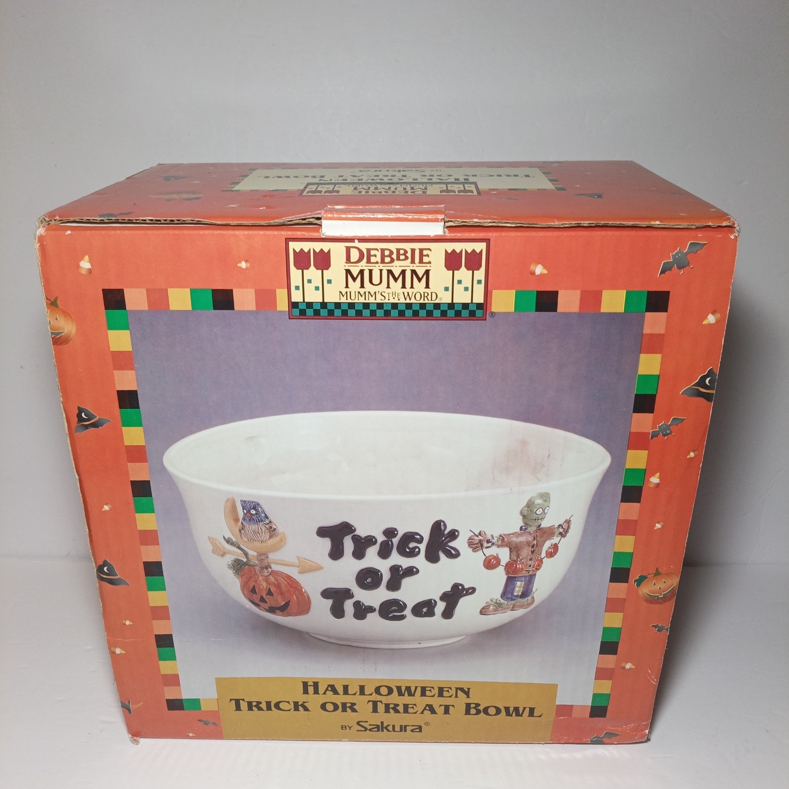 Vtg Debbie Mumm 1998 Sakura HALLOWEEN Trick or Treat Bowl By Oneida Kitchen RARE