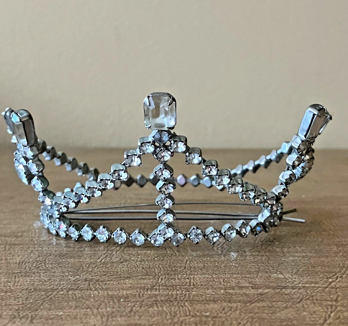 Vintage 1959 Rhinestone Crown Tiara Headpiece (Macys) Vintage 1959 Rhinestone Crown Tiara Headpiece (Macys)