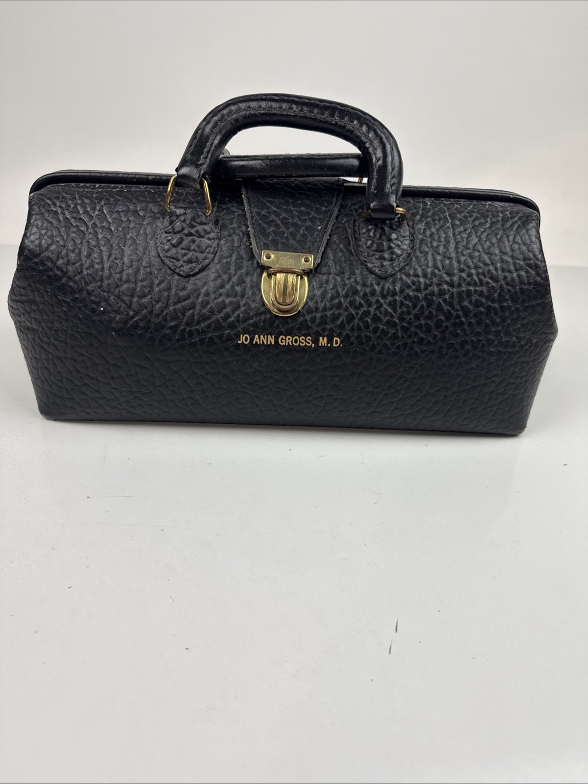 Vintage Lilly Black Textured Leather Doctor Bag/Case w/ Cowhide Zip Pouch Vintage Lilly Black Textured Leather Doctor Bag/Case w/ Cowhide Zip Pouch
