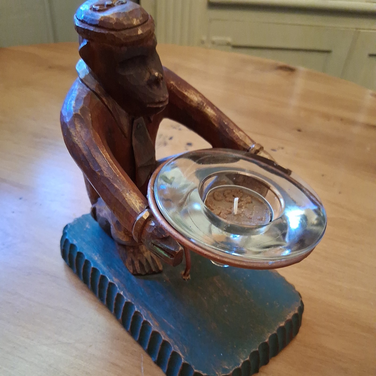Vintage Monkey Butler Holding Glass Bowl w/Candle  7\
