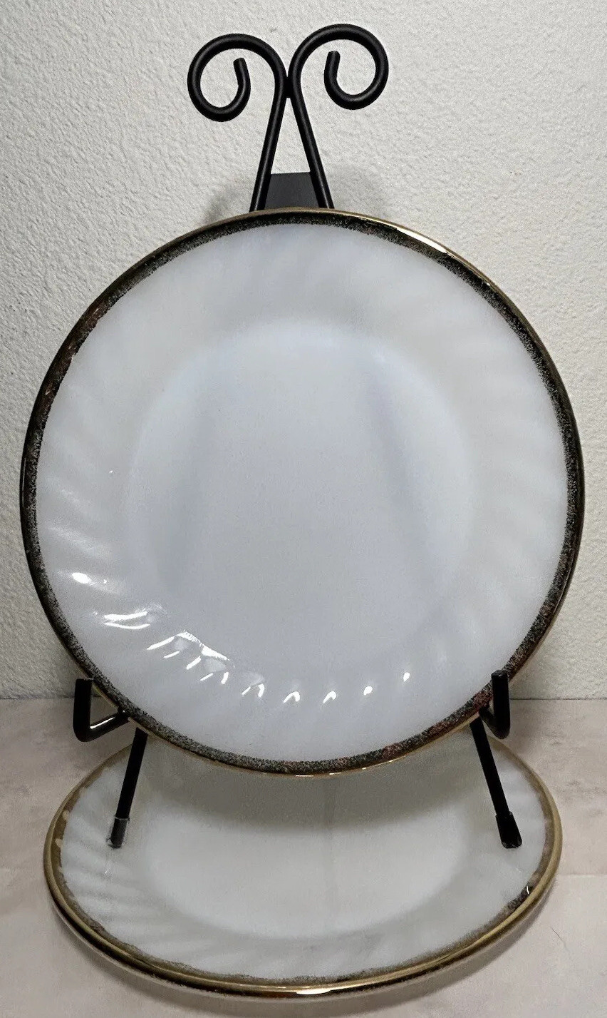 Anchor Hocking Fire King 3 Luncheon Plates Swirl 7 In Gold Rim 1950s