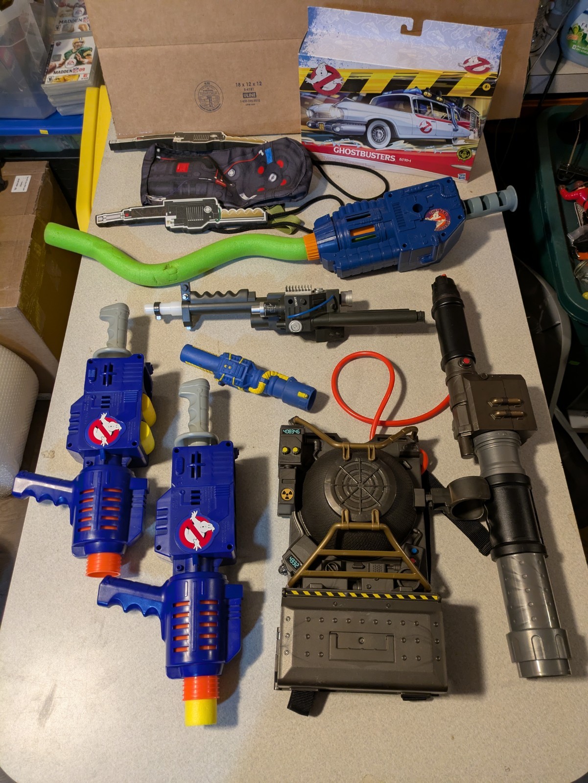 Vintage/New Kenner Real Ghostbusters Proton Pack &Blasters, Model, Costume 