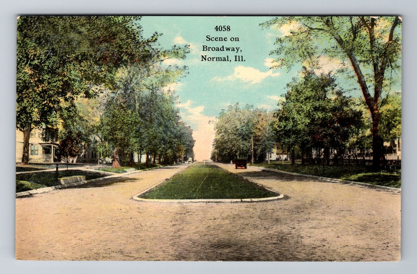 Normal IL-Illinois, Scene on Broadway, Antique Vintage Souvenir Postcard