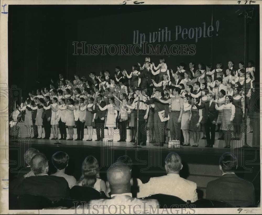 1968 Press Photo The UP With People cast at New Orleans Municipal Auditorium