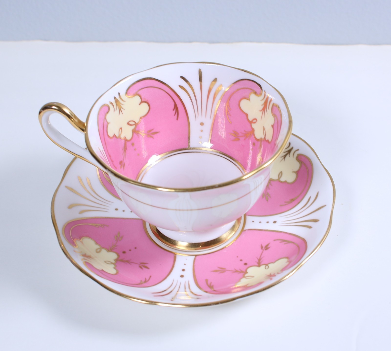 Royal Albert Crown China Pink Gold Teacup Saucer Set Art Deco Floral Vtg 1930s