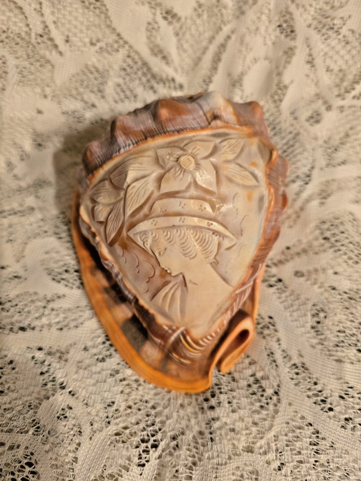 Vintage Hand Carved Italian Cameo Shell Portrait Of Beautiful Woman Floral Motif Vintage Hand Carved Italian Cameo Shell Portrait Of Beautiful Woman Floral Motif