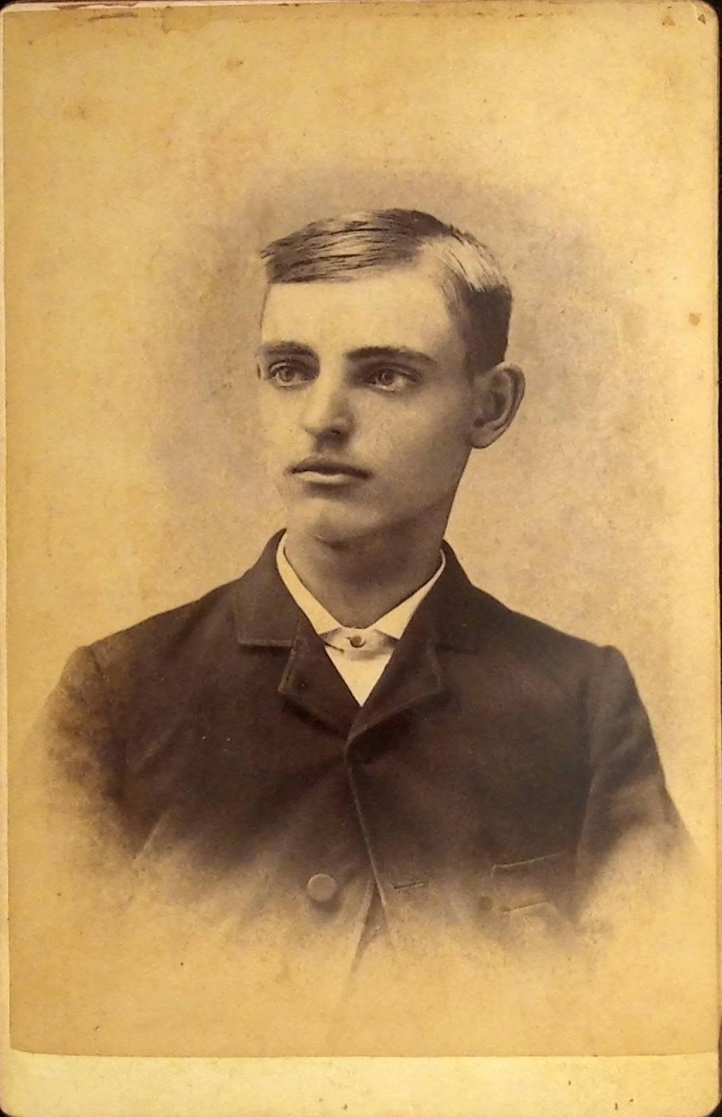 Victorian Young Man Portrait Red Mount Cabinet Card Dapper 4x6.5\
