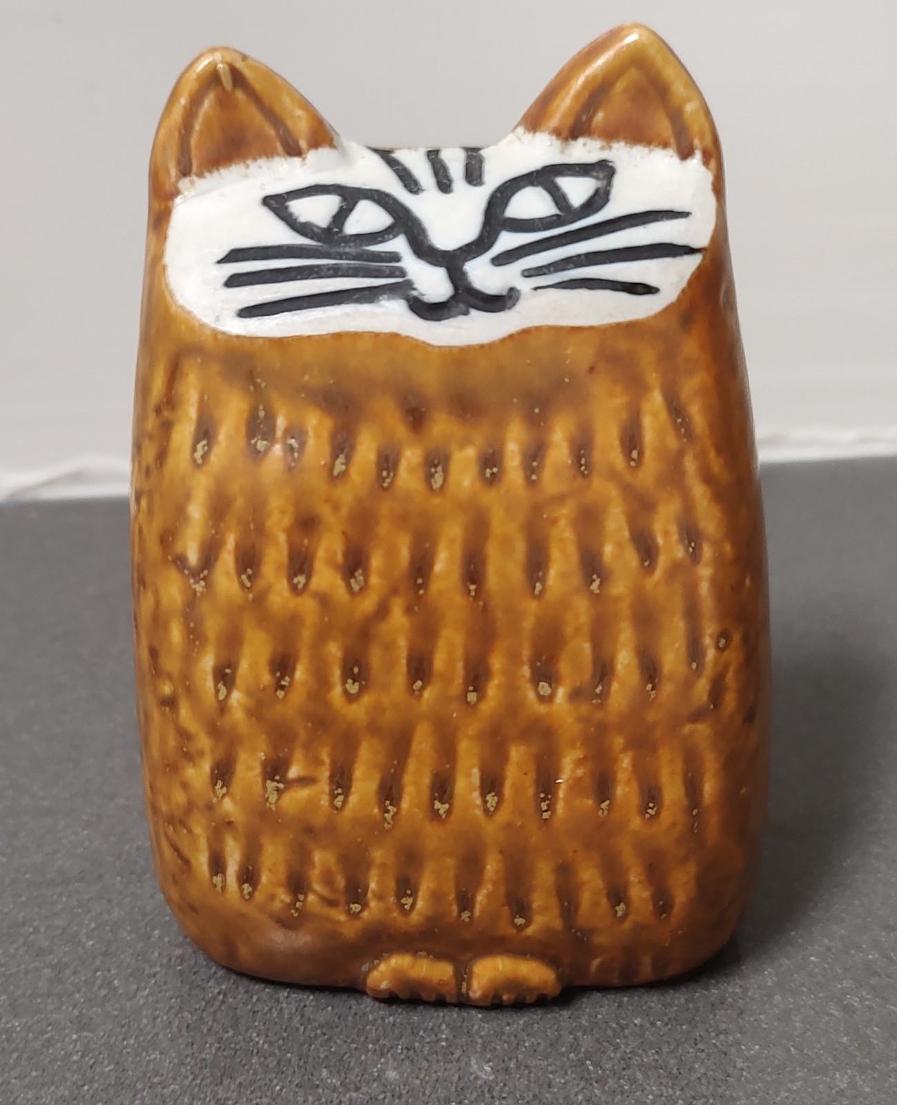 Vintage 1965 by Lisa Larson: Liten Katt; Gustavsberg Stoneware 10 cm Figurine