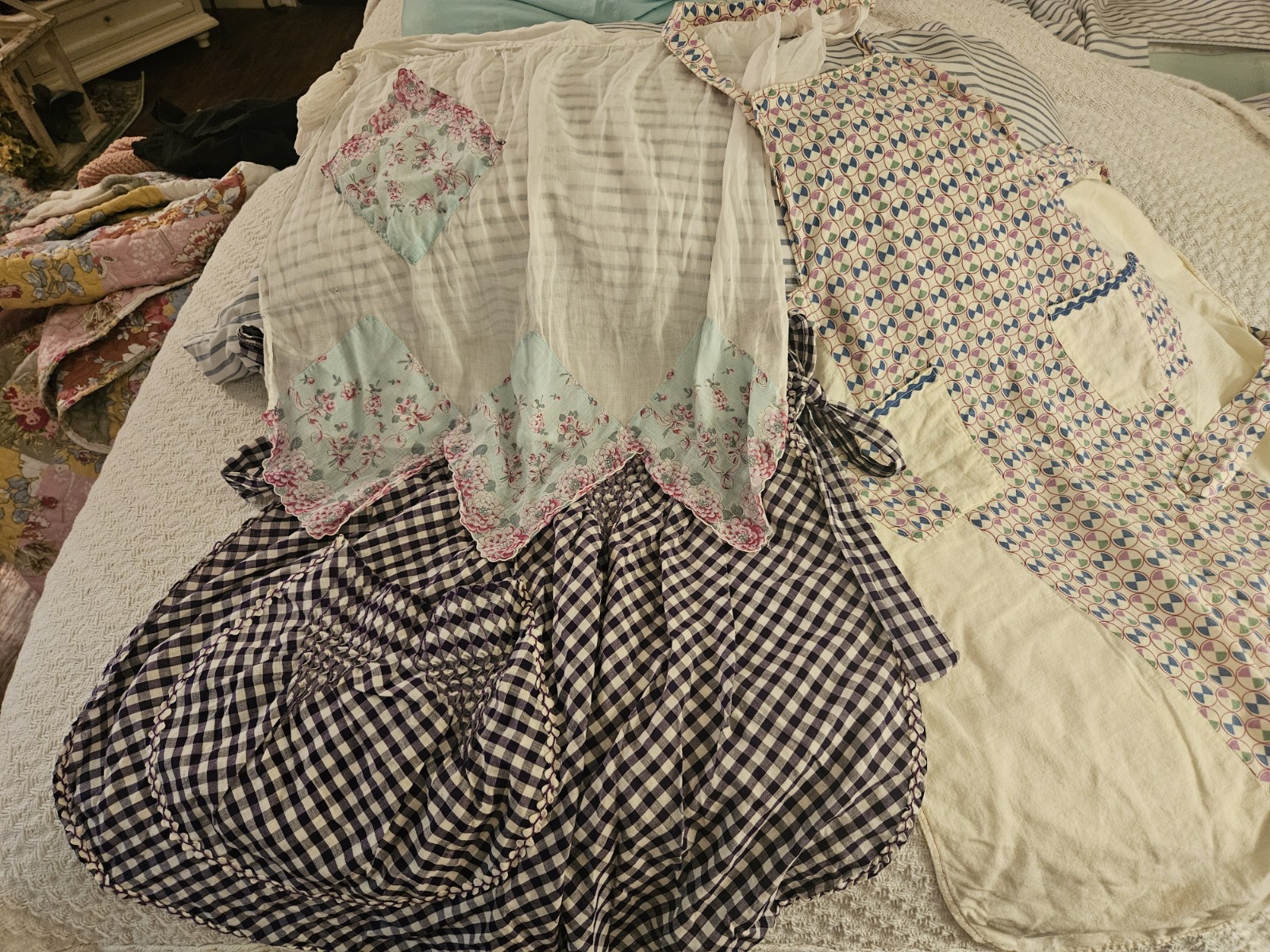 3 Vtg Aprons mcm Half & Full gingham chicken scratch, rick rack, Feedsack Purple