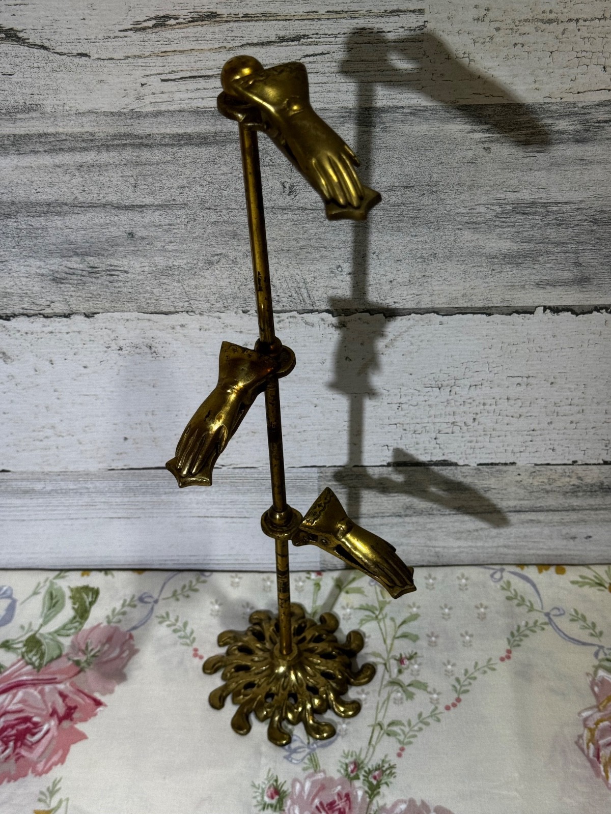 Antique Brass Hand Clip Jewelry Stand Victorian Glove Letter Display Holder