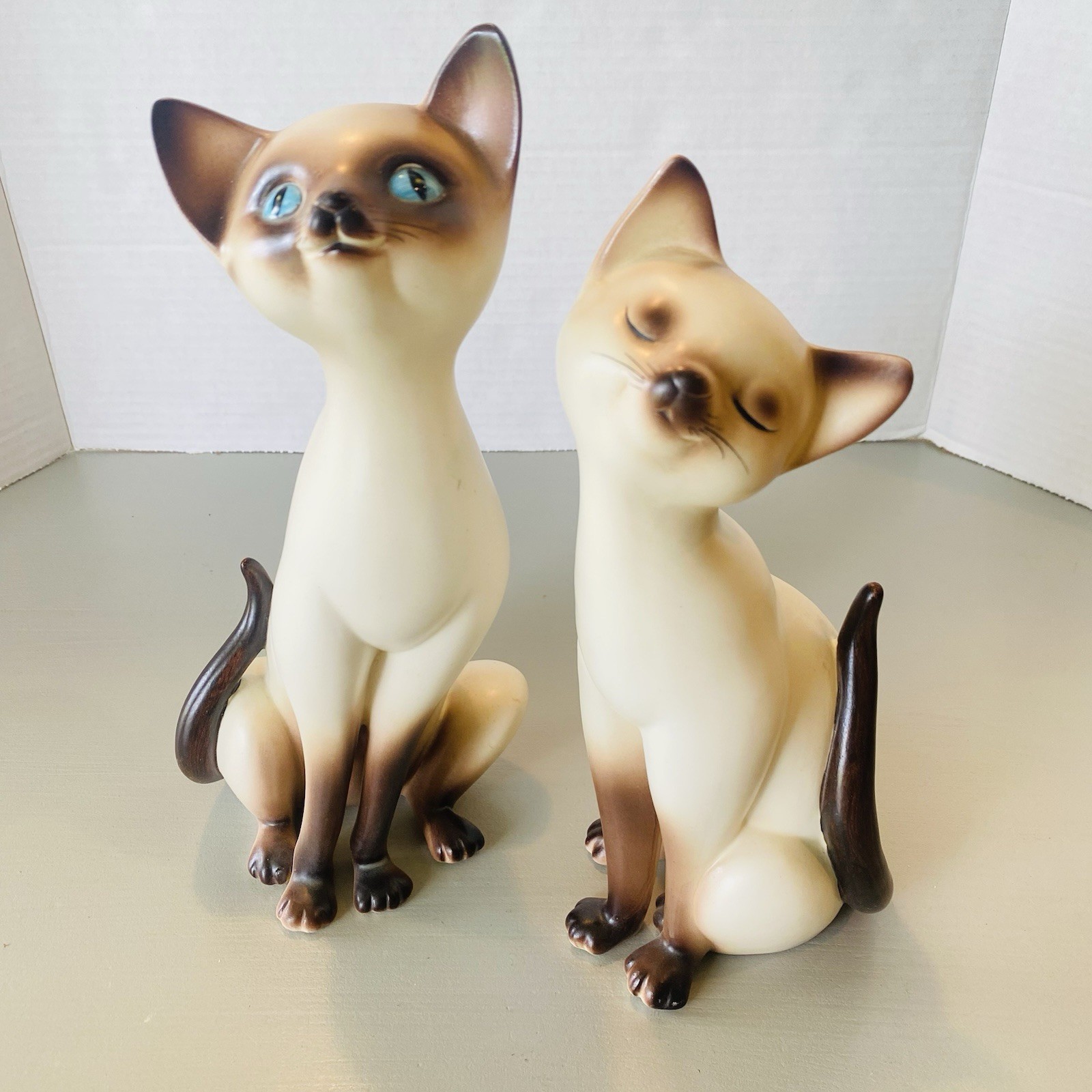 Vintage Lot Of 2 MCM 60s Norcrest Siamese Cat Figurine Set Whiskers Japan Clean