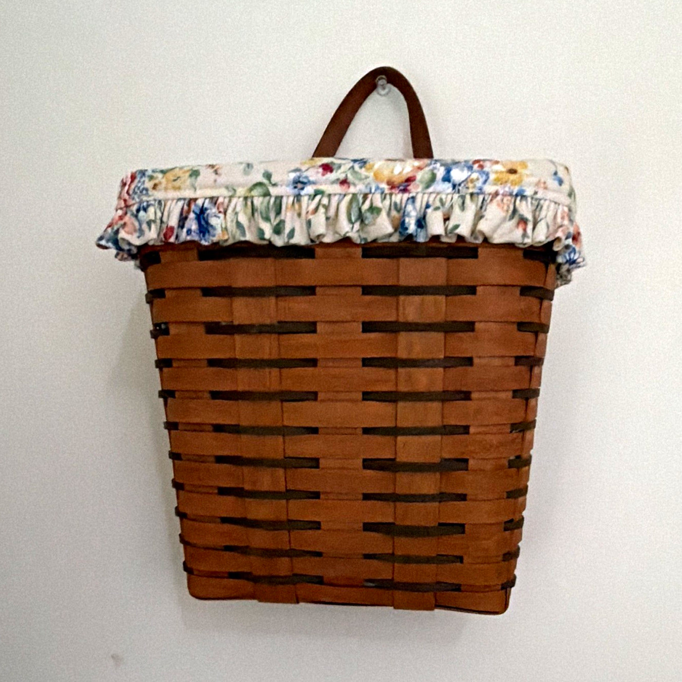 Longaberger tall Hanging Rectangle Basket w/ Handle & Floral Liner, green reeds Longaberger tall Hanging Rectangle Basket w/ Handle & Floral Liner, green reeds