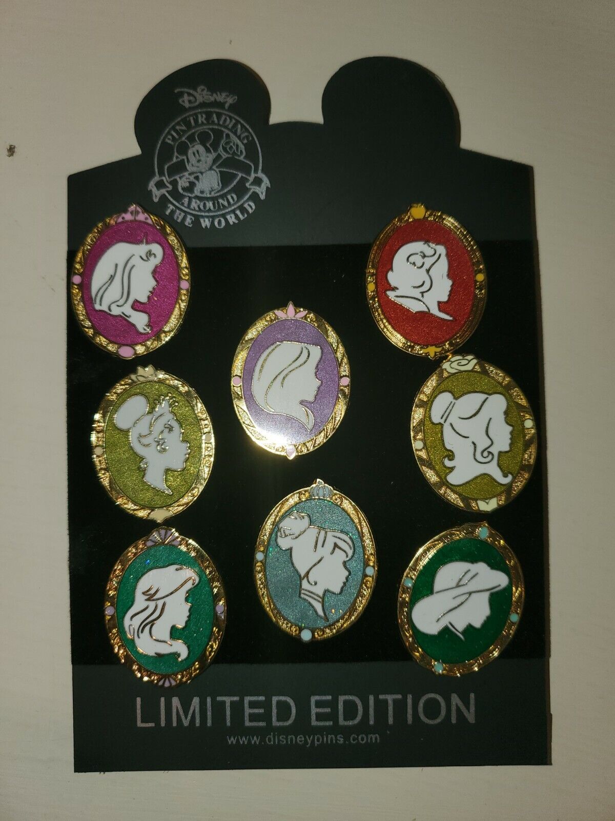 Princess Cameo Silhouette Mystery Collection Lot Of 8 Glitter Disney Pin