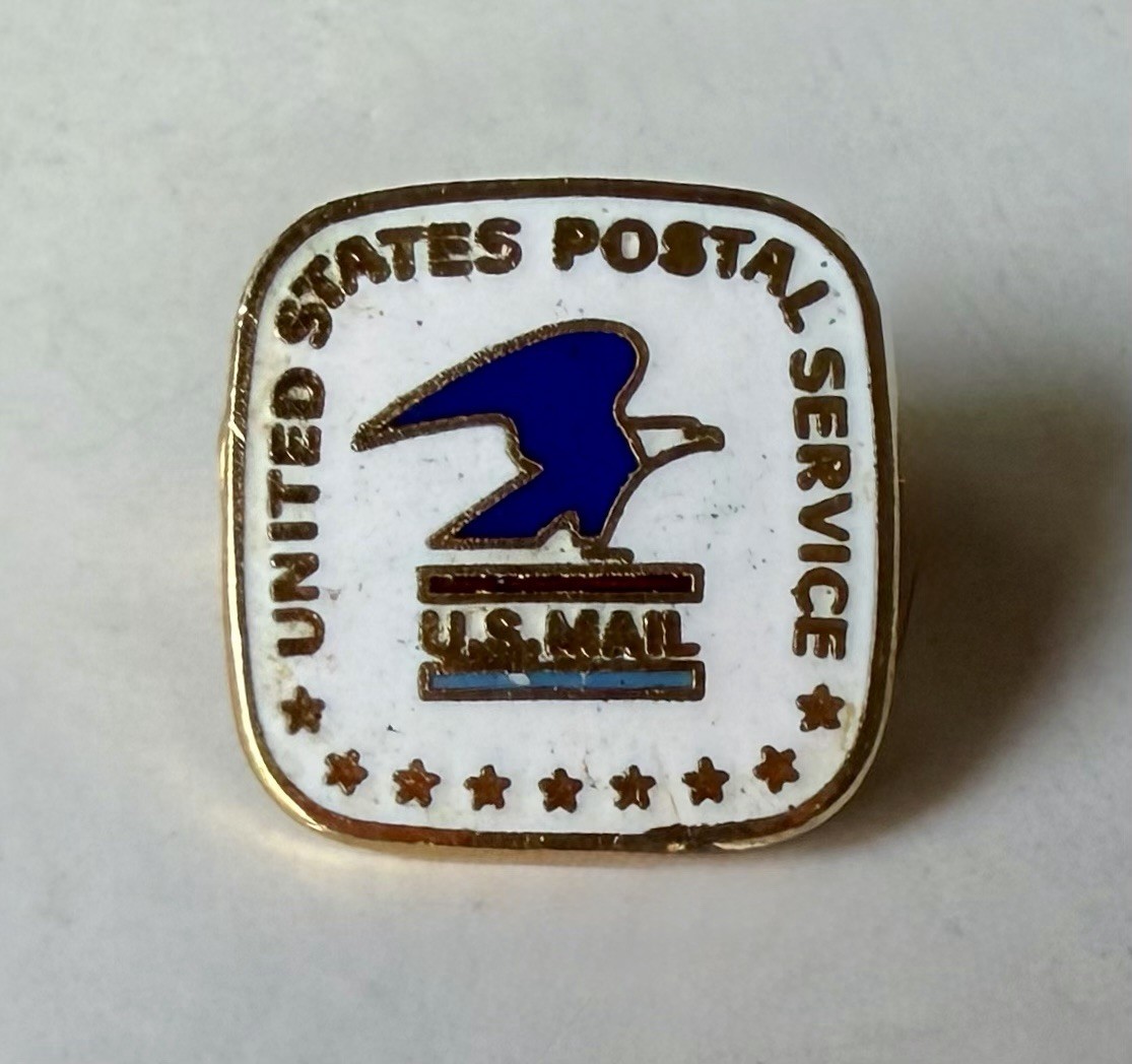United States Postal Service 1970s Enamel Lapel Pin ~ US Mail 🦅 Eagle (T33)