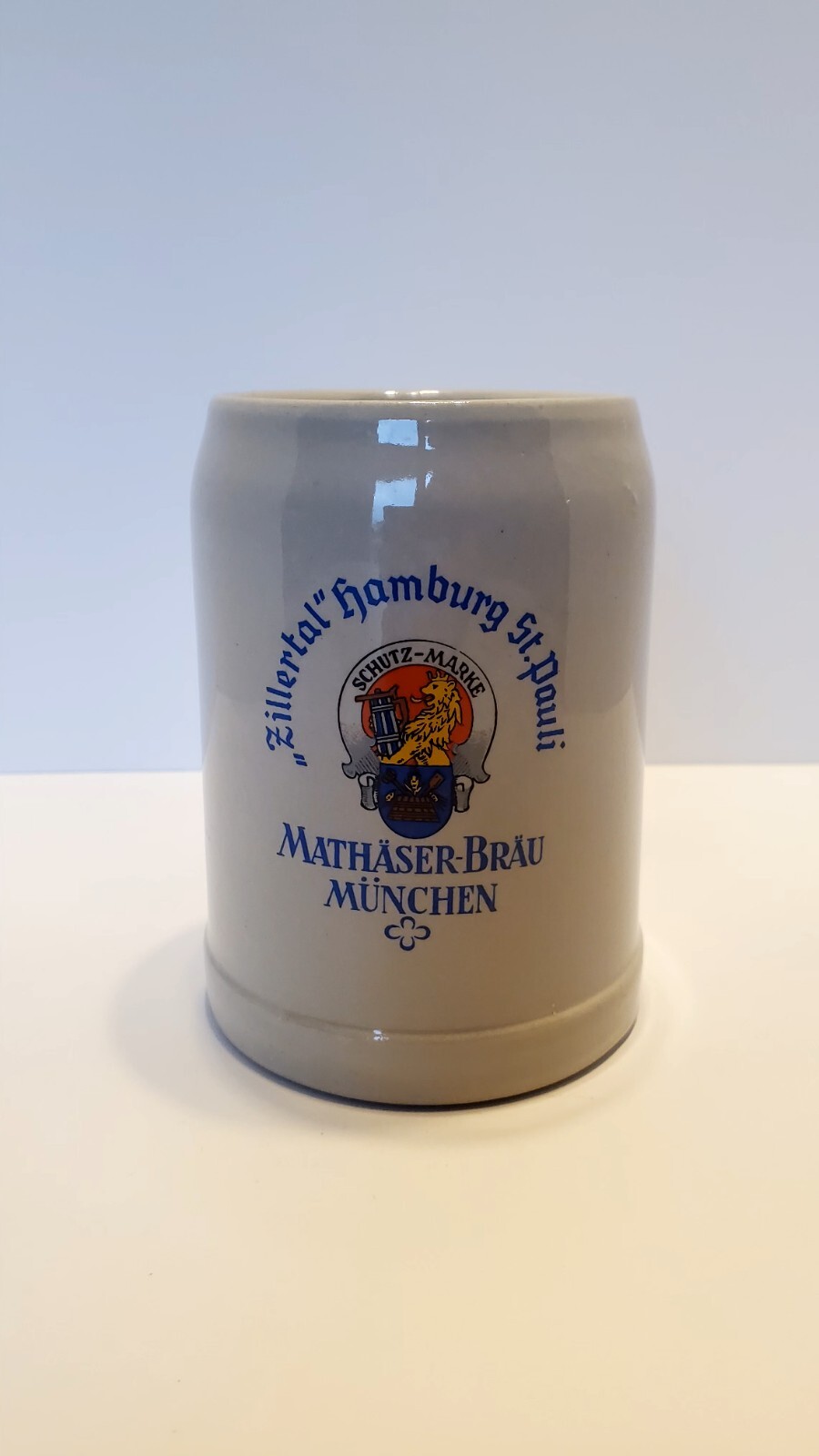 VINTAGE 0.5 LITRE ZILLERTAL HAMBURG ST. PAULI MATHASER BRAU MUNCHEN BEER MUG 