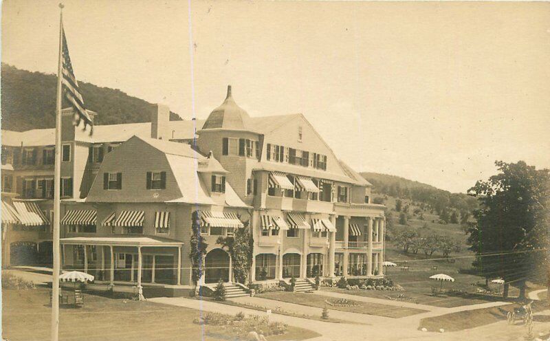 C-1910 New England Vermont New Hampshire L:arge Hotel RPPC Photo Postcard 21-749