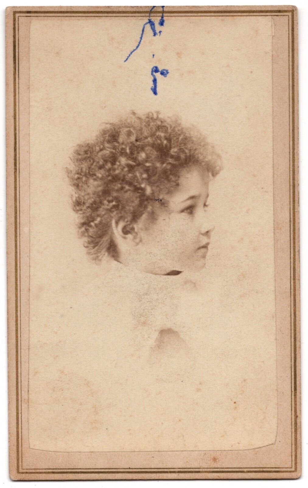 ANTIQUE CDV C. 1860s G.H. LOOMIS CUTE AFRICAN AMERICAN GIRL BOSTON MASSACHUSETTS