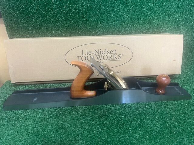 Lie-Nielsen Toolworks No. 8 Jointer Plane L-N8 w/Box See Pictures