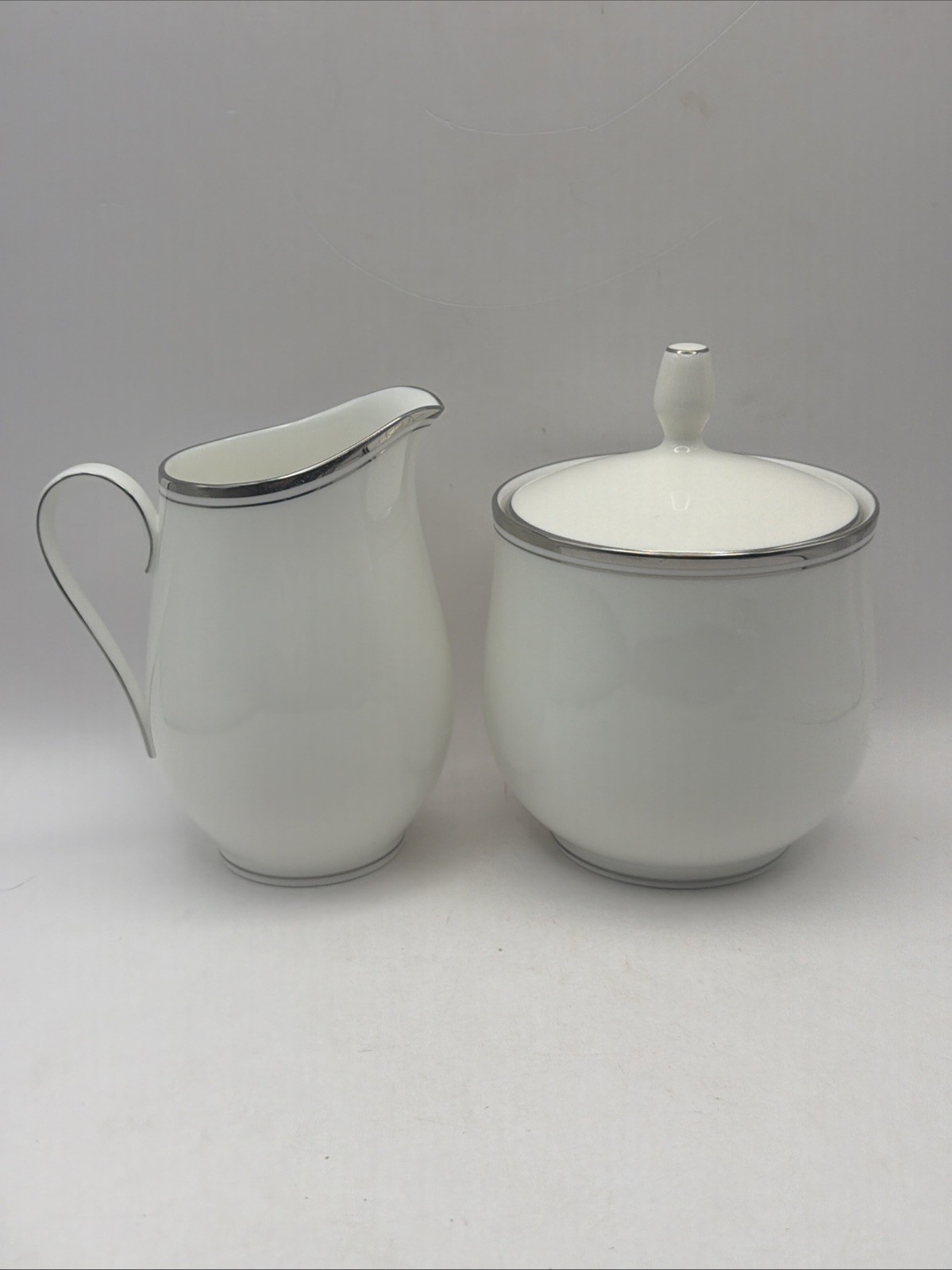 Mikasa Wellesley Creamer & Lidded Sugar Fine Bone China Platinum Trim VTG