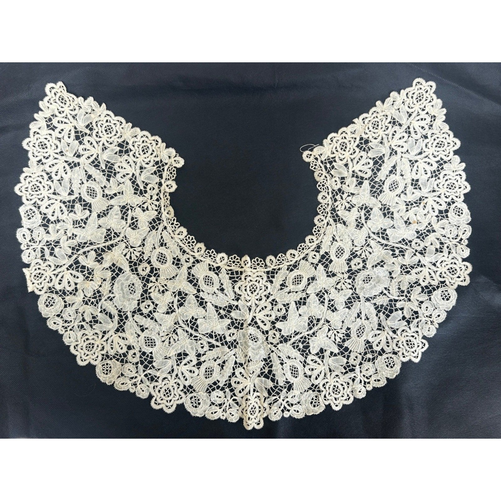 Antique Cream Collar Thistle Bobbin Lace Victorian Edwardian Vintage Lappet Antique Cream Collar Thistle Bobbin Lace Victorian Edwardian Vintage Lappet