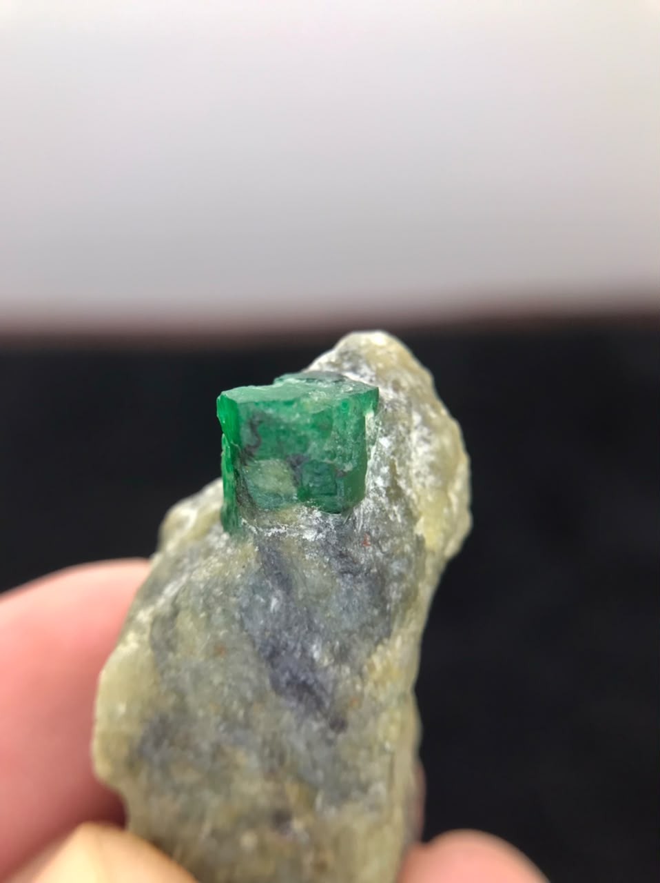 Natural Emerald Specimen from Swat Rough Crystal Mineral – 26 Grams 