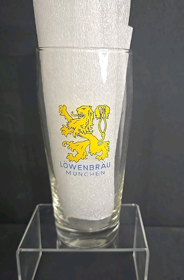 Vintage Löwenbräu München Beer Glass Germany