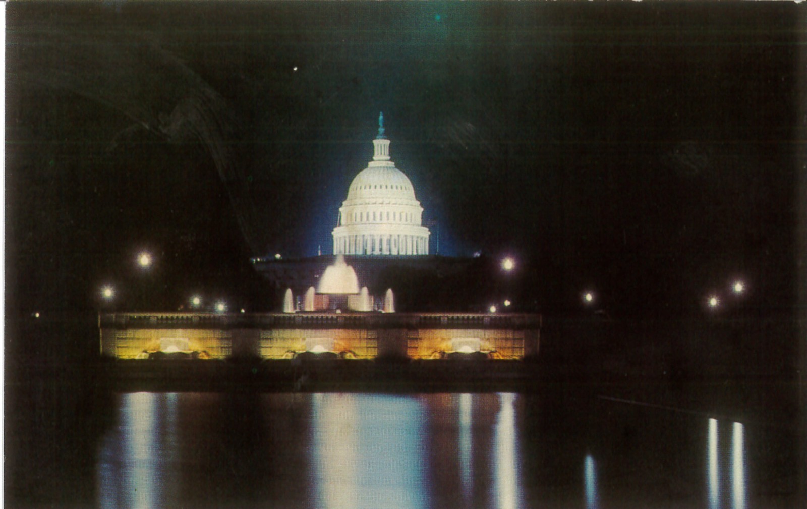 Vintage Postcard Washington D.C. UNITED STATES CAPITOL BUILDING Night