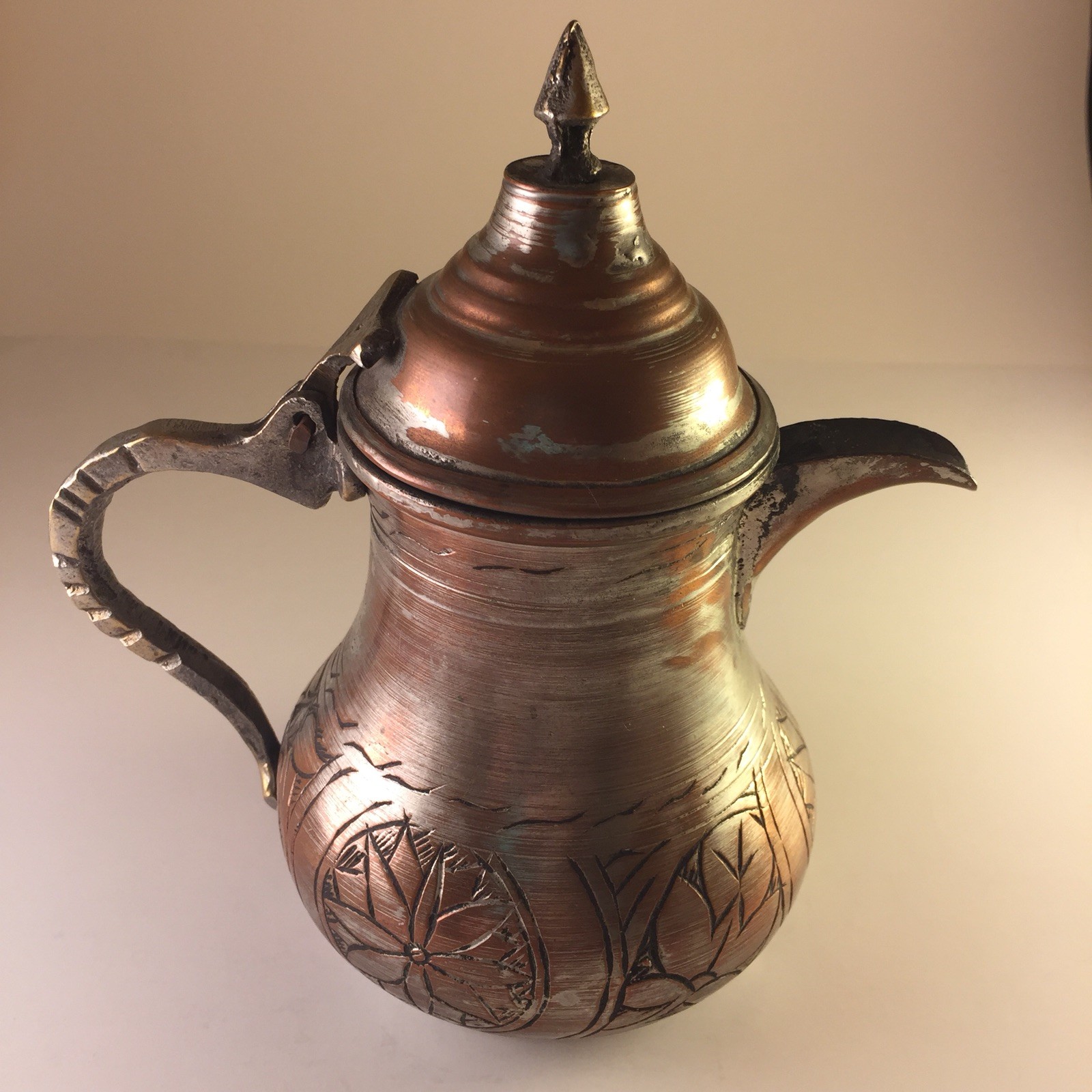 Vintage Antique Copper Islamic Bedouin Arabic Coffee Pot Middle Eastern Dallah